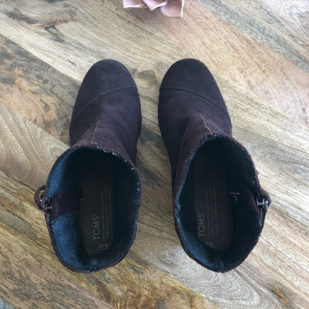 🔴 TOMS Bootie in Oxblood Size 8